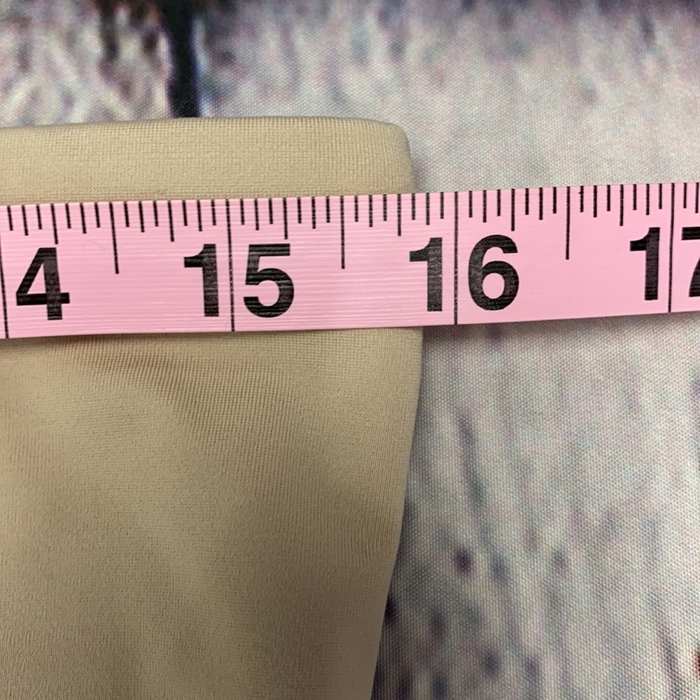 Nude Shapewear/Skirt Size: 2XL - Picture 7 of 17
